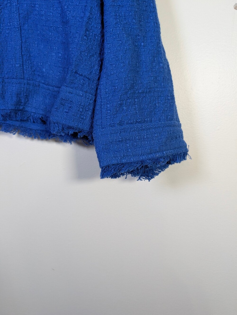 Chico's Cobalt Blue Boucle Textured Fringe Jacket NWT Size XL Modern Executive - Picture 4 of 8